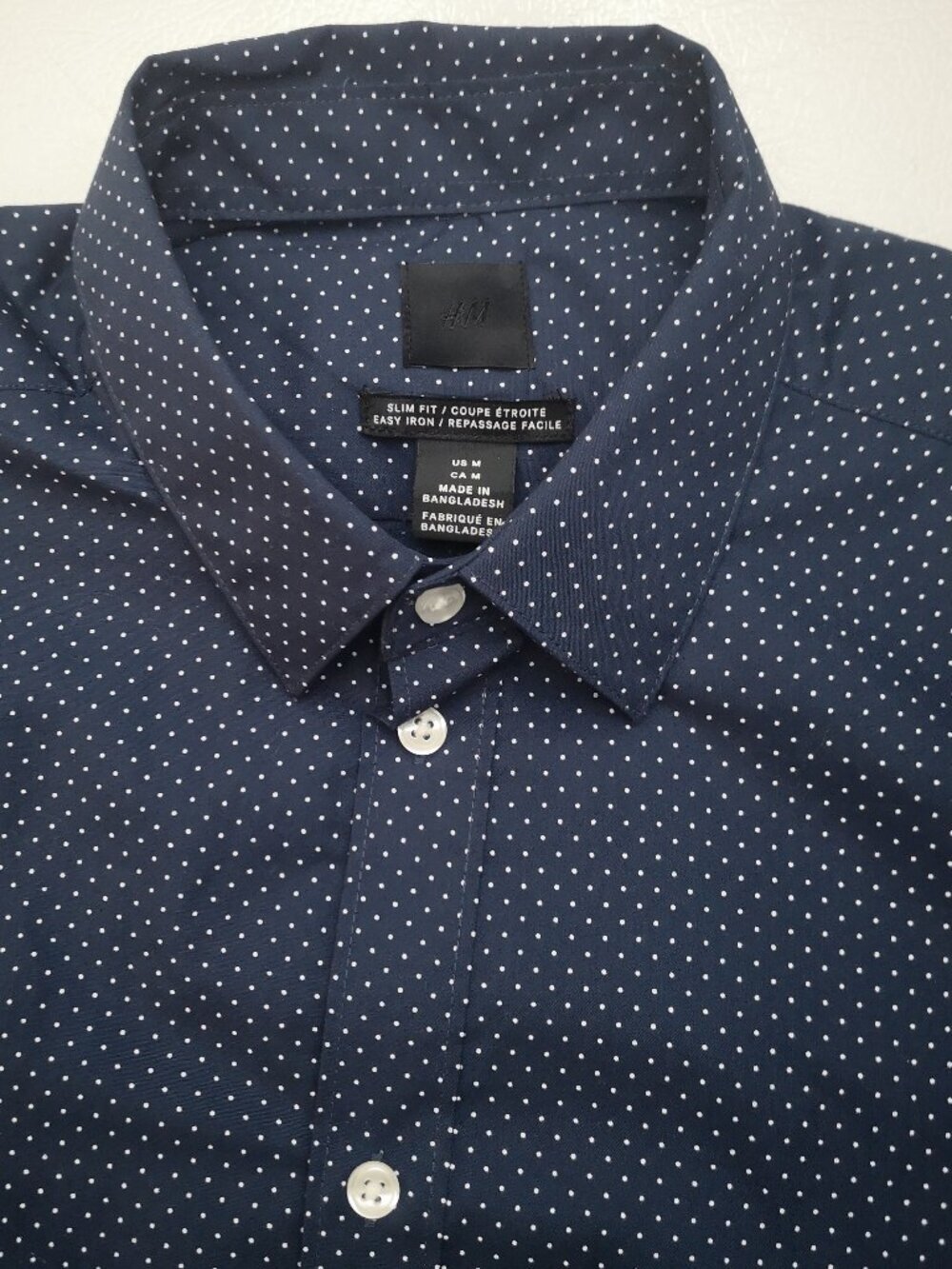 H&M Men's Size Medium Navy w/ White Polka Dots Slim Fit Easy Iron Dress Shirt - Picture 4 of 10